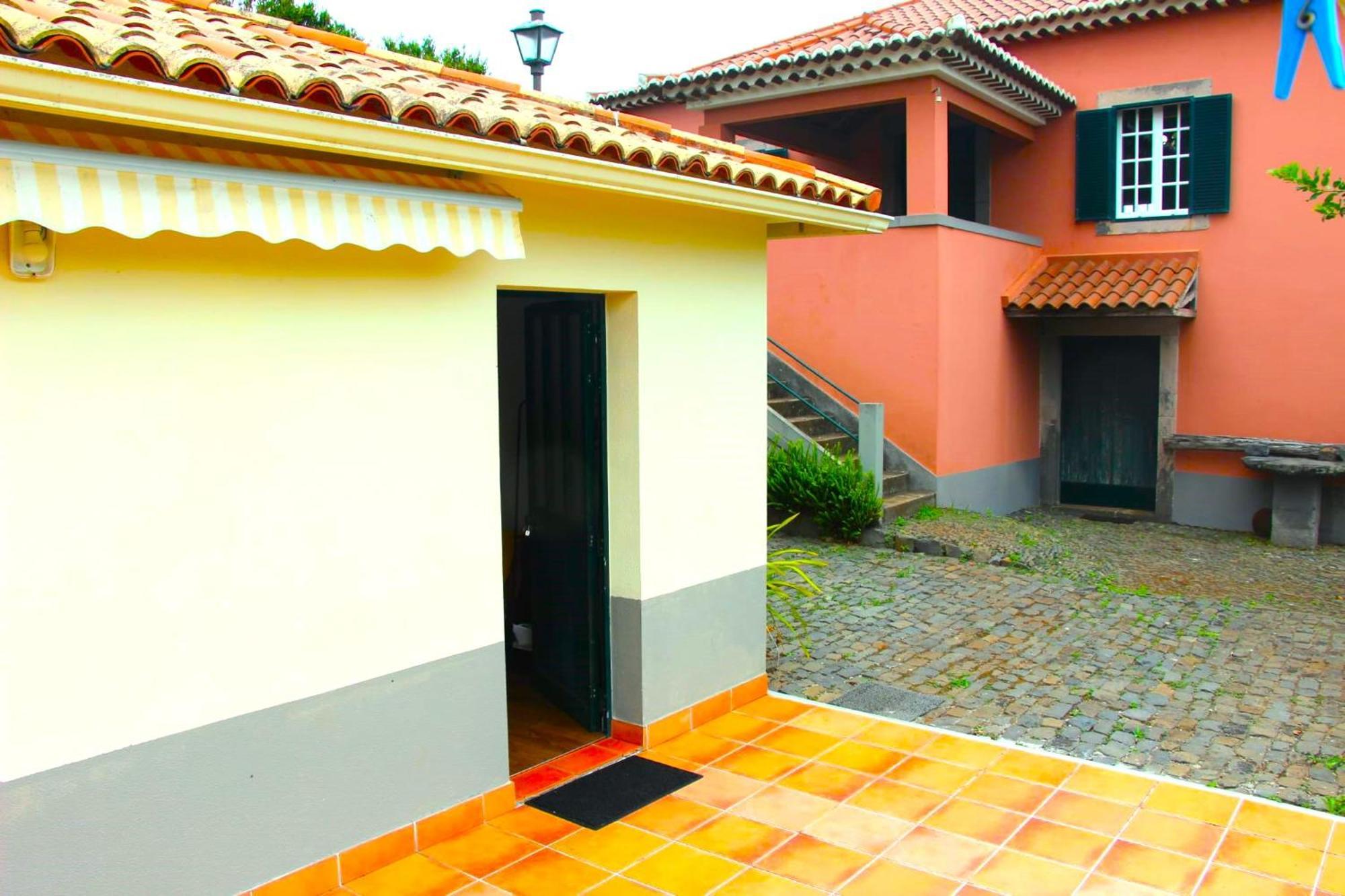 Casa Da Tia Clementina Santana (Madeira)